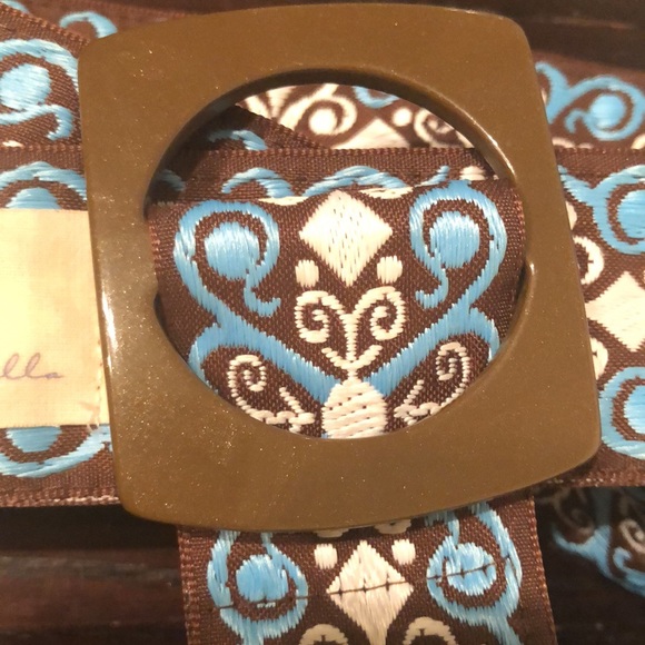 La vita a Bella Life is beautiful. Jacquard Ethnic Embroidered Belt - Picture 4 of 7